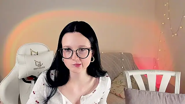 MishkaMe online show from November 2025 02:28:02 PM