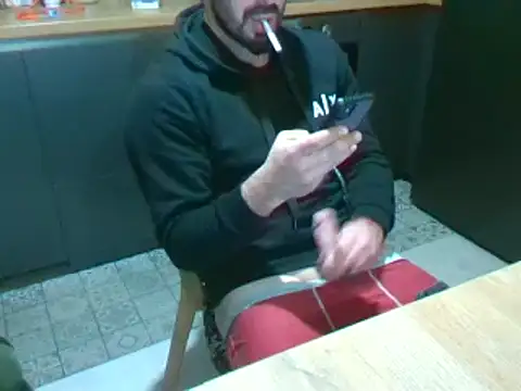 Snapshot of giorgakaci69 chatting on December 2024 04:12:01 AM giorgakaci69 online show from December 2024 04:12:01 AM