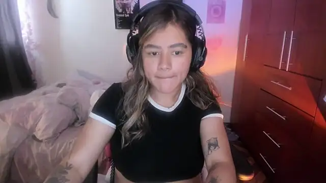 StephaniFox online show from March 2026 10:27:02 PM