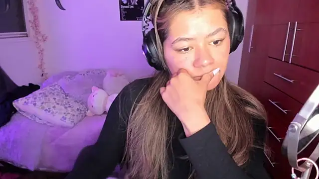 StephaniFox online show from March 2026 11:31:02 PM