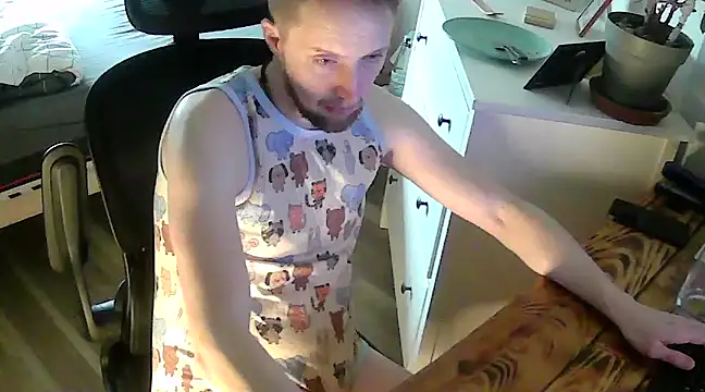 Snapshot of twinkish_90 chatting on January 2025 12:47:02 PM twinkish 90 online show from January 2025 12:47:02 PM