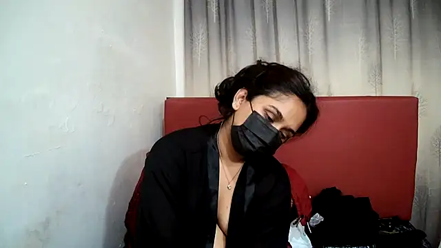 Cute Indian00 online show from March 2025 11:40:01 AM