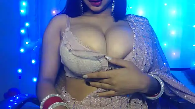 Snapshot of Naughty_nikkii chatting on March 2025 11:37:02 AM Naughty nikkii online show from March 2025 11:37:02 AM