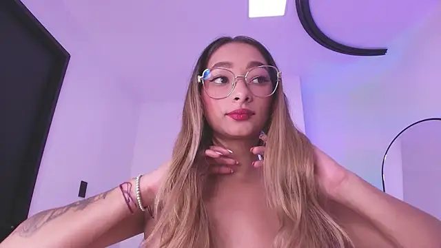 vale ross  online show from February 2026 03:11:02 AM