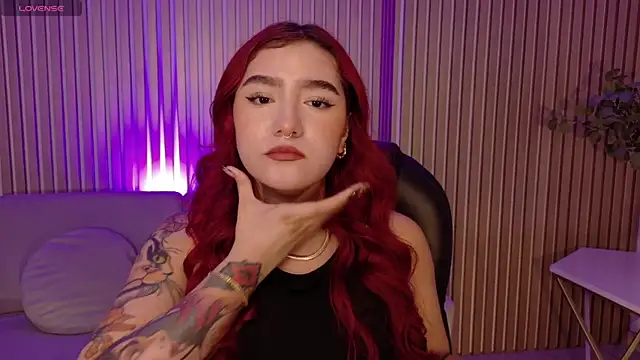 ViolettCastel online show from November 2025 07:25:01 PM