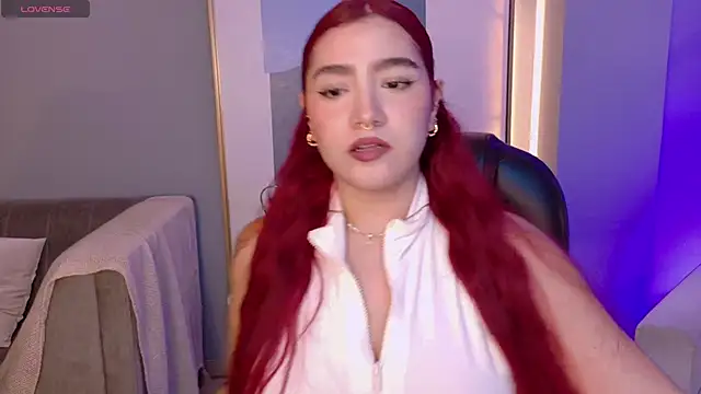 ViolettCastel online show from November 2025 07:13:01 PM