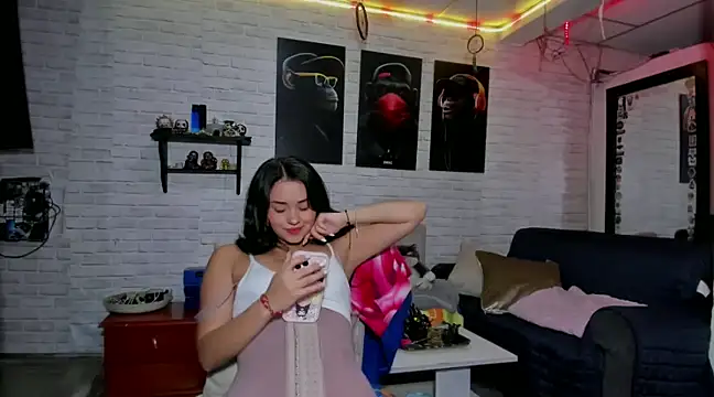 Kimmymadison- online show from December 2024 02:20:01 AM