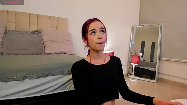 Roxxy mora online show from March 2025 09:43:02 PM