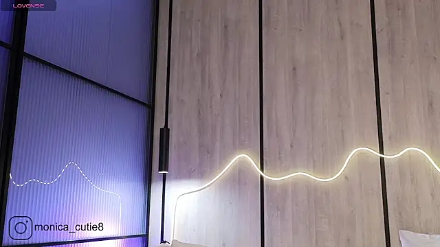 Snapshot of Monikacutie chatting on January 2025 04:04:01 AM Monikacutie online show from January 2025 04:04:01 AM