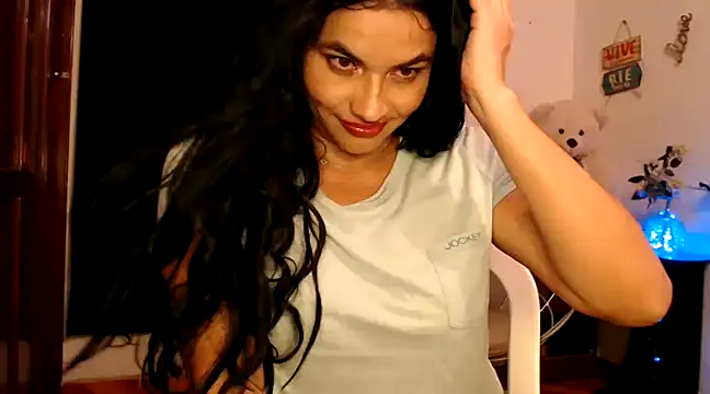 Snapshot of Katalleyaa chatting on December 2024 12:28:01 AM Katalleyaa online show from December 2024 12:28:01 AM