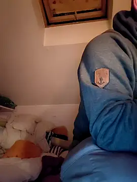 Snapshot of Bartzrl chatting on November 2025 01:38:01 AM Bartzrl online show from November 2025 01:38:01 AM