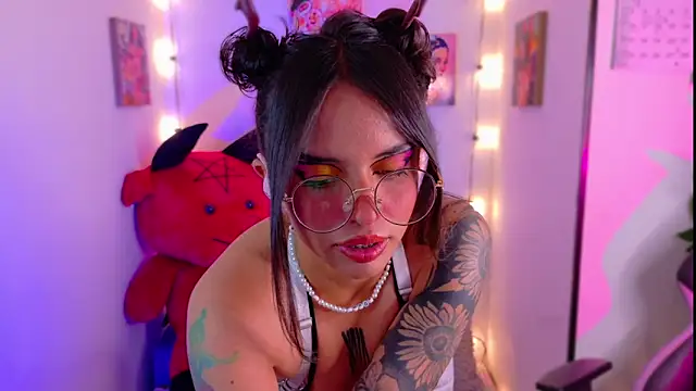 Snapshot of Dann_dan chatting on February 2025 04:07:02 AM Dann dan online show from February 2025 04:07:02 AM