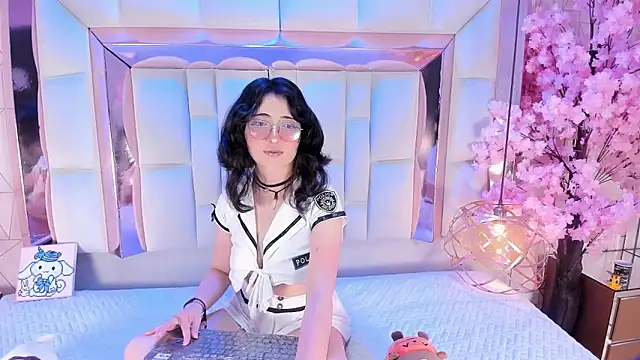 Snapshot of SaraMartini1 chatting on November 2025 05:50:02 AM SaraMartini1 online show from November 2025 05:50:02 AM