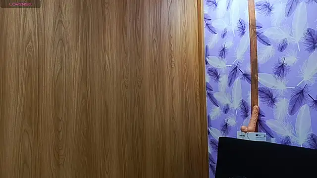 Molly ADY online show from November 2025 07:26:02 PM