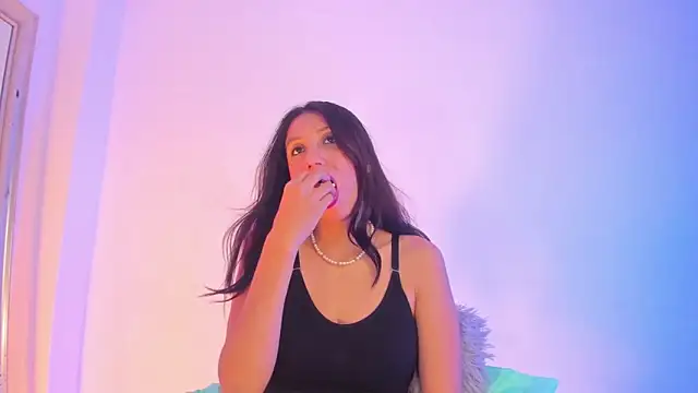 Snapshot of LyaEvanss chatting on September 2025 03:51:01 AM LyaEvanss online show from September 2025 03:51:01 AM