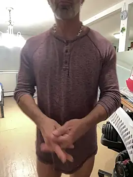 DaddySnowXX online show from April 2026 07:44:01 AM