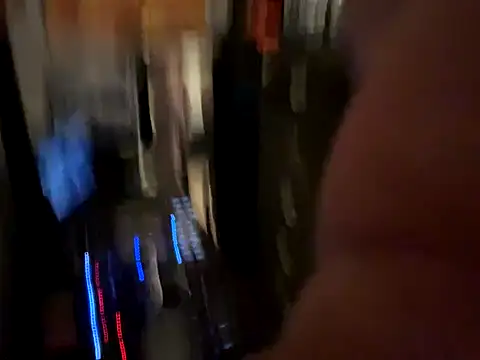 Snapshot of trash4cash chatting on November 2025 07:08:01 AM trash4cash online show from November 2025 07:08:01 AM