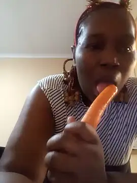 stripqueenx2 online show from December 2024 04:36:02 PM