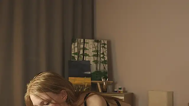 AliceLebel online show from April 2026 04:00:01 PM