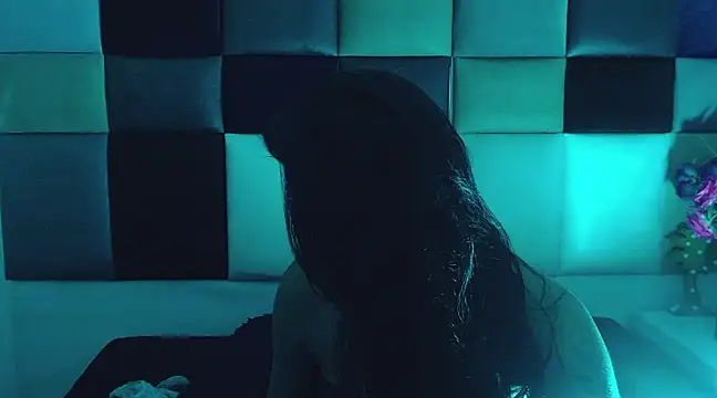 Snapshot of MaddyHudson chatting on December 2024 10:09:02 PM MaddyHudson online show from December 2024 10:09:02 PM