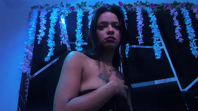 Snapshot of MaddyHudson chatting on October 2025 05:56:02 PM MaddyHudson online show from October 2025 05:56:02 PM