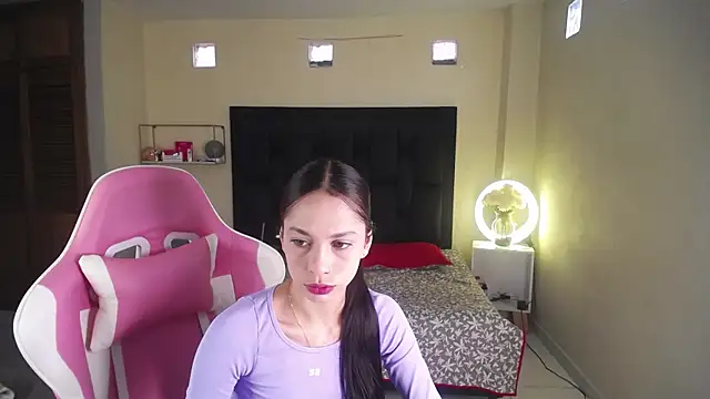 shanakendal2 online show from October 2025 12:30:01 PM