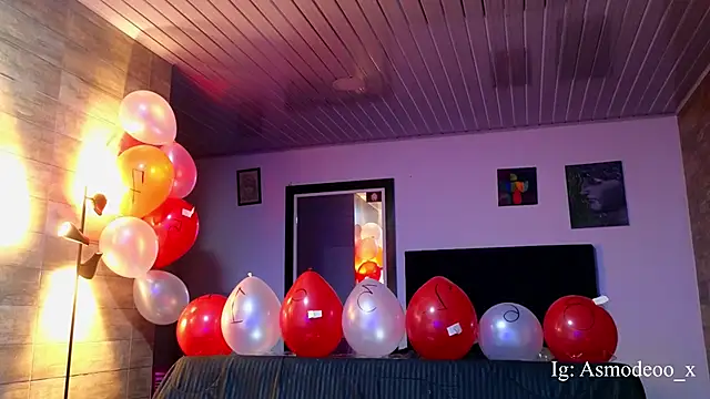 AsmodeoCox online show from February 2026 12:40:02 AM