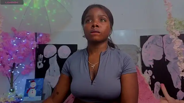 Snapshot of KilyetVera3x chatting on January 2026 06:18:02 AM KilyetVera3x online show from January 2026 06:18:02 AM