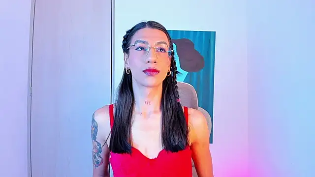 sofiaa grey  online show from April 2026 11:55:01 AM