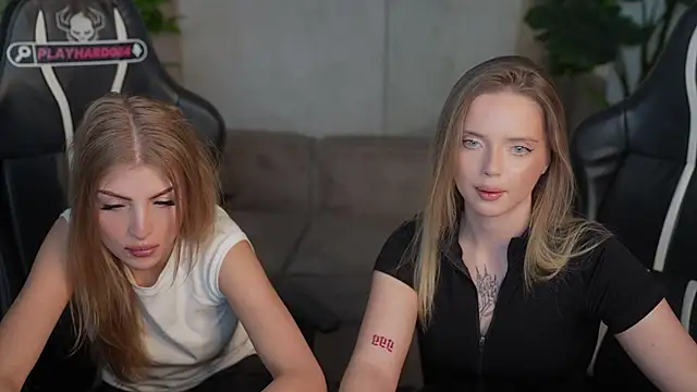 Snapshot of Cassy-Celestial_ chatting on June 2026 11:02:01 AM Cassy-Celestial online show from June 2026 11:02:01 AM