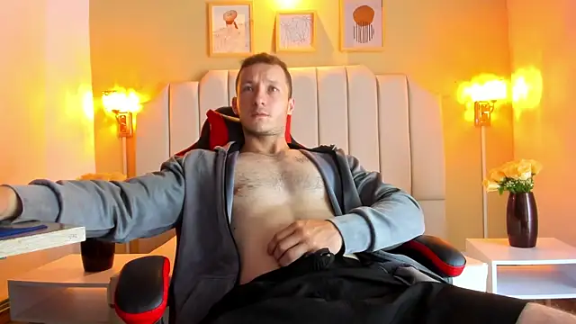 Snapshot of juan_prior chatting on November 2025 01:00:02 PM juan prior online show from November 2025 01:00:02 PM