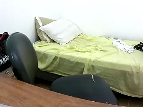 Snapshot of Morenatranss chatting on February 2025 07:10:02 PM Morenatranss online show from February 2025 07:10:02 PM