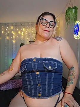 Juliietha servas online show from June 2026 12:32:02 AM