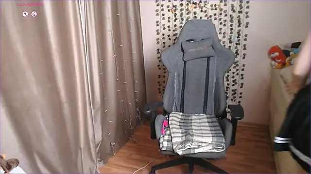 MargoFoxy online show from July 2026 12:34:01 PM