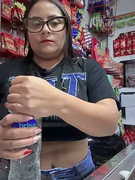 Snapshot of Sol_biglips chatting on December 2024 10:23:01 PM Sol biglips online show from December 2024 10:23:01 PM