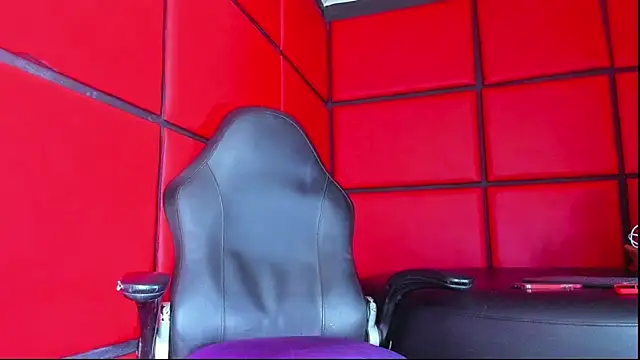 Snapshot of Haileybieberr chatting on February 2026 09:48:02 PM Haileybieberr online show from February 2026 09:48:02 PM