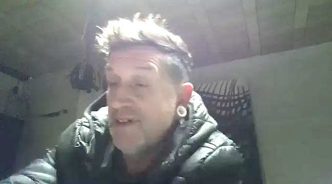 oopsxx online show from January 2025 02:30:01 AM