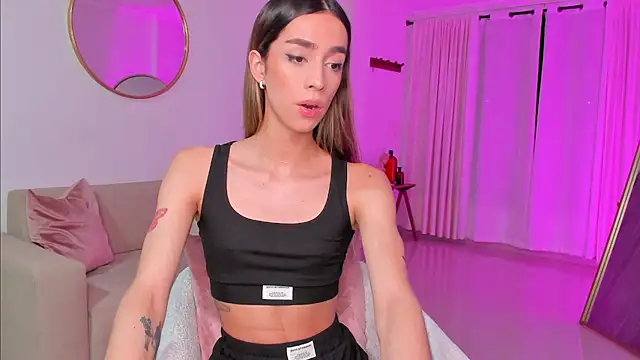 Snapshot of Emmavr chatting on January 2025 04:58:02 AM Emmavr online show from January 2025 04:58:02 AM