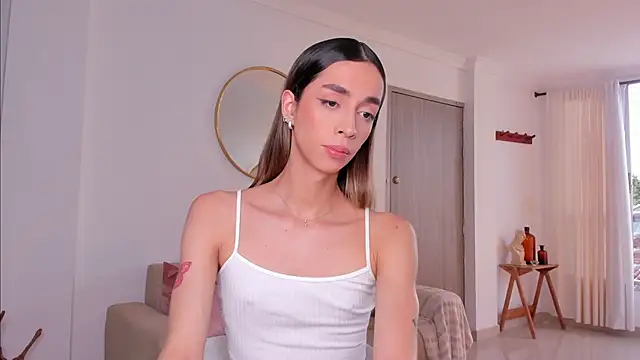 Snapshot of Emmavr chatting on February 2025 08:45:01 PM Emmavr online show from February 2025 08:45:01 PM