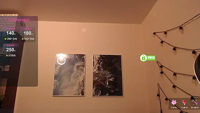 Snapshot of Sonya-Vlad chatting on December 2024 01:43:01 AM Sonya-Vlad online show from December 2024 01:43:01 AM