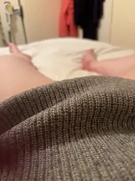 Snapshot of curvygirll2 chatting on January 2025 07:03:01 PM curvygirll2 online show from January 2025 07:03:01 PM