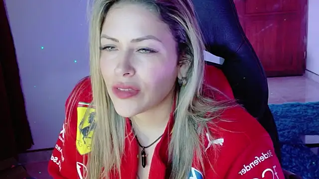 Natalia Montoya online show from November 2025 02:23:02 AM