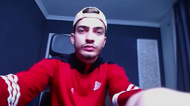 Snapshot of BrandonTate chatting on November 2025 11:54:01 AM BrandonTate online show from November 2025 11:54:01 AM