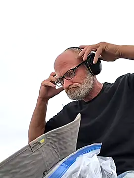 FloppyPickle4u online show from February 2026 11:09:01 PM