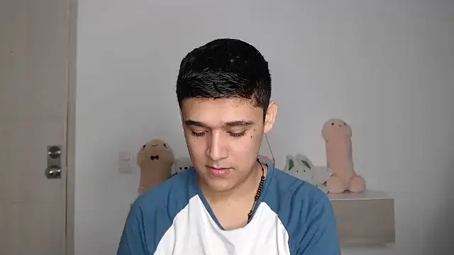 kaiine190 online show from November 2025 07:09:01 AM