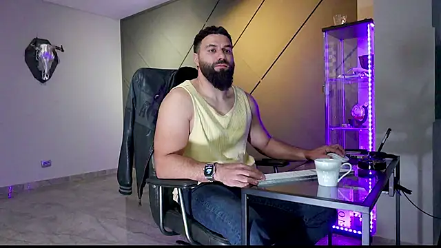 Snapshot of mattmasterss chatting on March 2025 04:03:02 PM mattmasterss online show from March 2025 04:03:02 PM