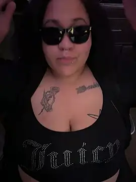 Juicyjordie online show from April 2026 05:45:02 AM