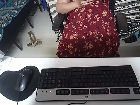 Arushisingh8888 online show from March 2025 10:47:01 AM