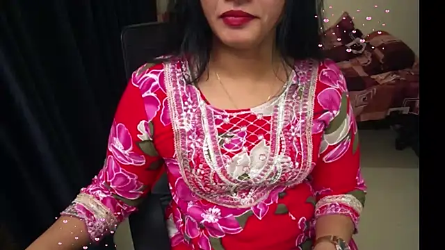 Arushisingh8888 online show from July 2026 02:07:02 PM