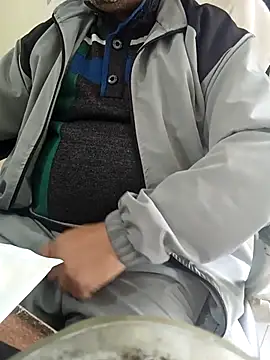 Snapshot of Hot-man39 chatting on December 2025 07:25:01 AM Hot-man39 online show from December 2025 07:25:01 AM